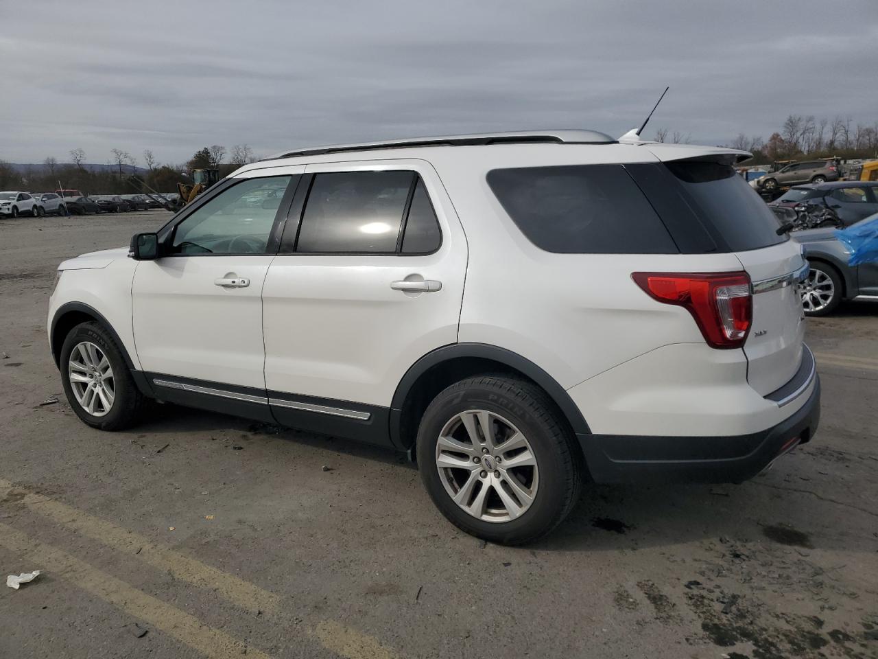 2018 Ford Explorer - Image 2