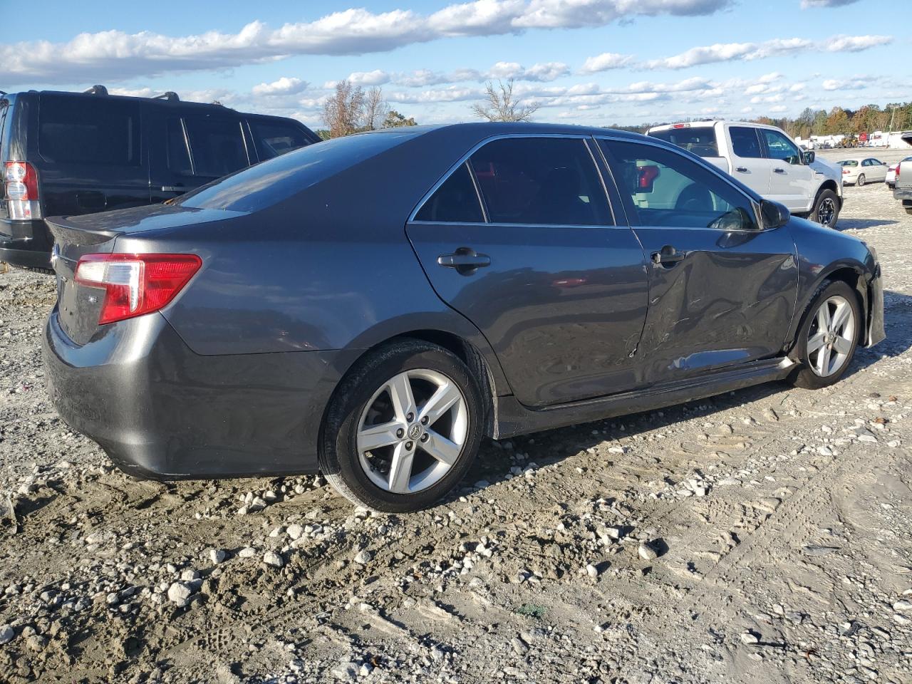 VIN 4T1BF1FK4DU296091 2013 TOYOTA CAMRY no.3