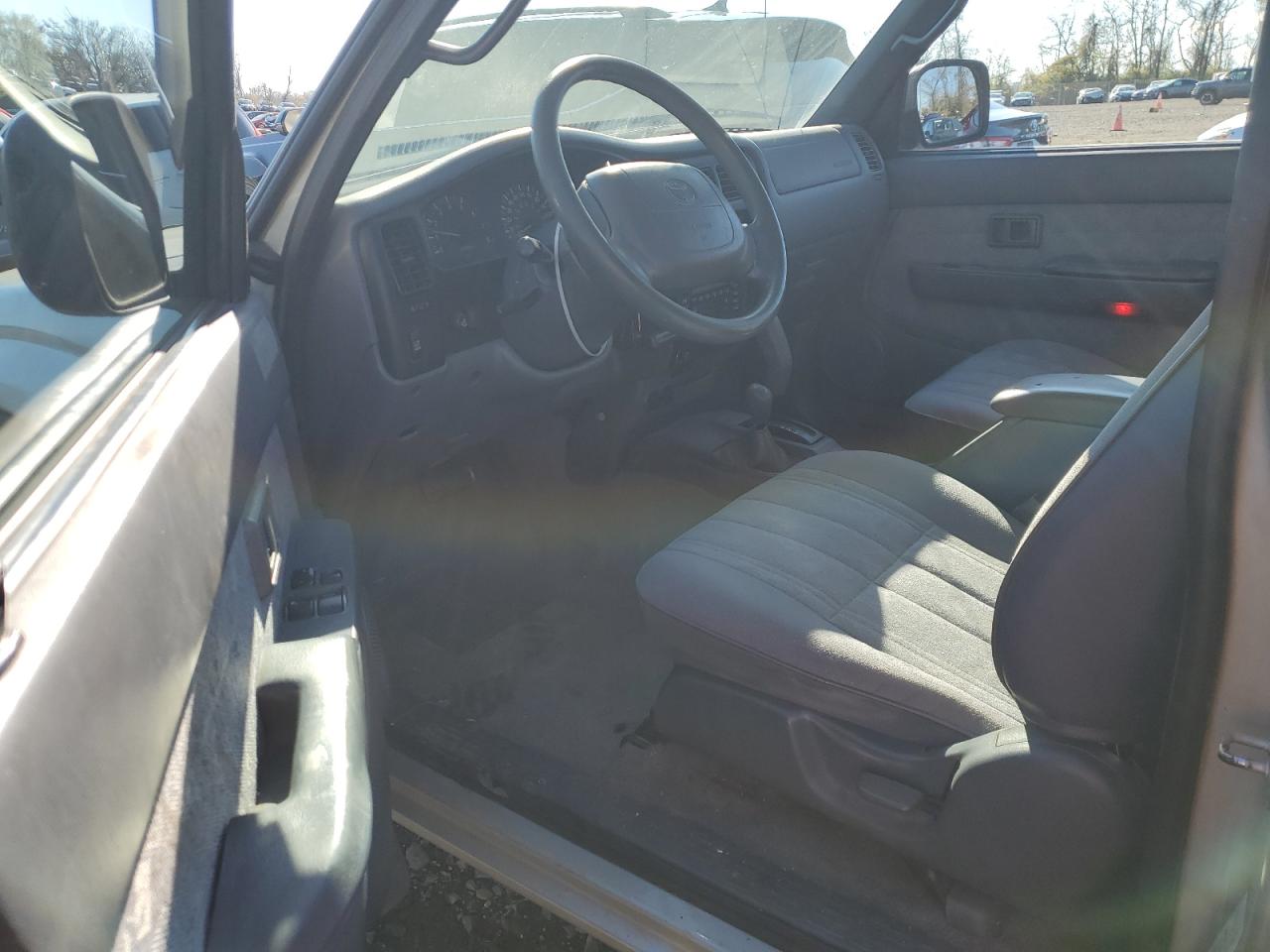 2000 Toyota Tacoma Xtracab VIN: 4TAWN72NXYZ657968 Lot: 81540634