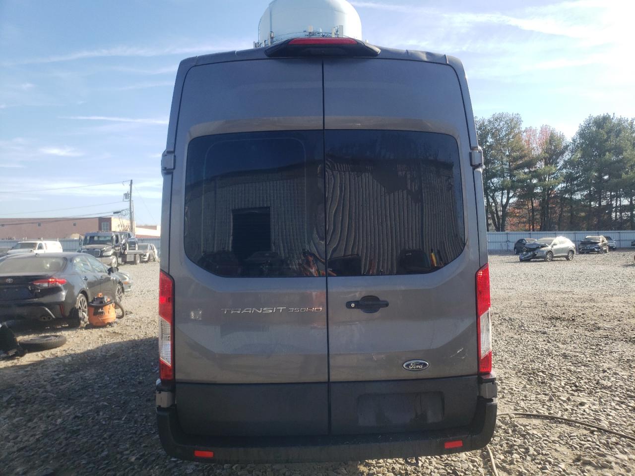 2022 Ford Transit - Image 6