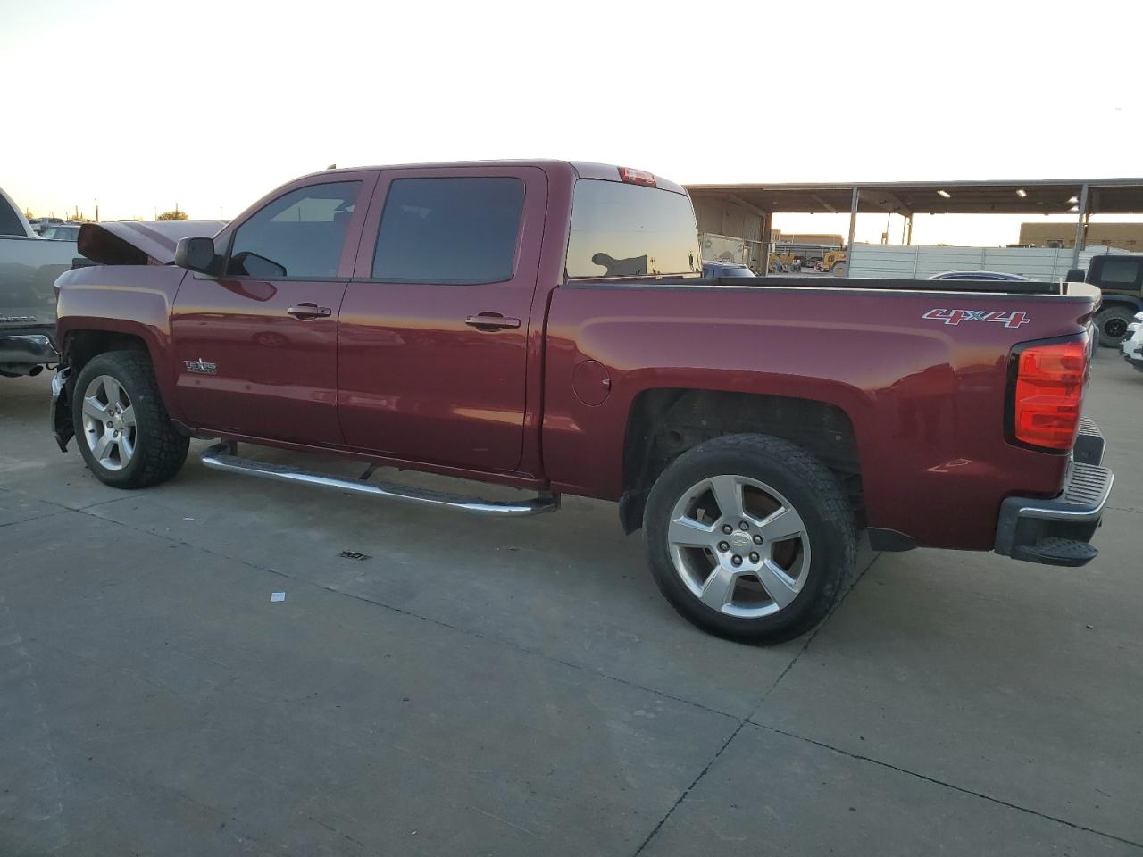 2014 Chevrolet Silverado - Image 2