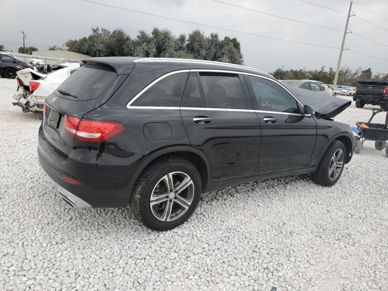 VIN WDC0G4JB5HF179917 2017 MERCEDES-BENZ GLC-CLASS no.3