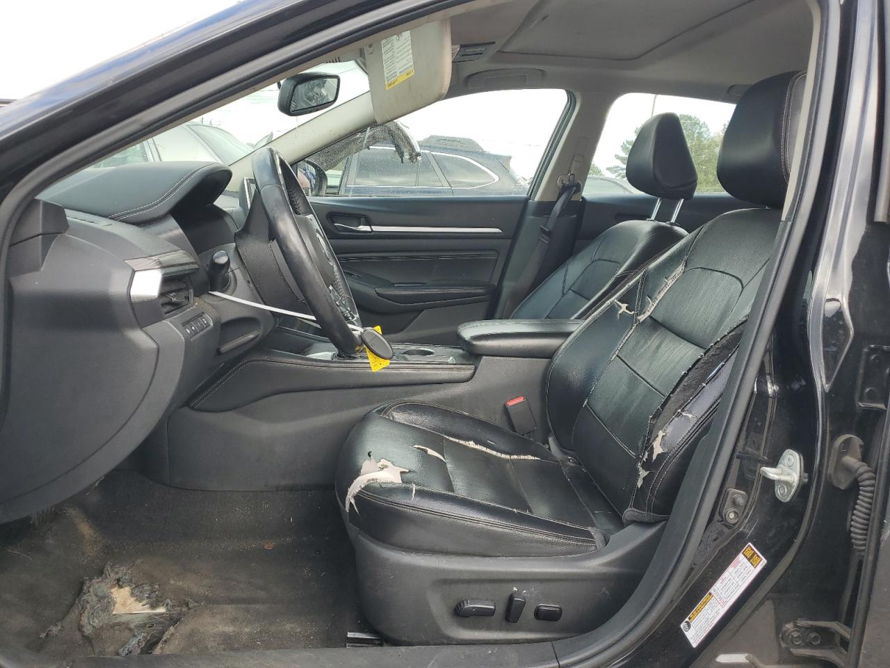 2019 Nissan Altima - Image 7