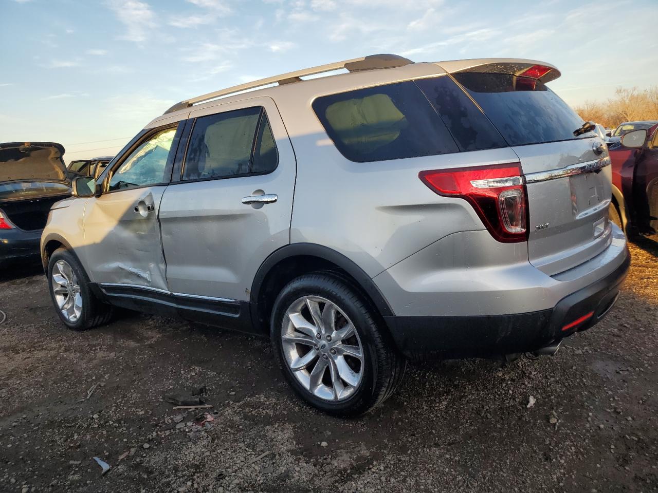 VIN 1FM5K8D86EGC11552 2014 FORD EXPLORER no.2