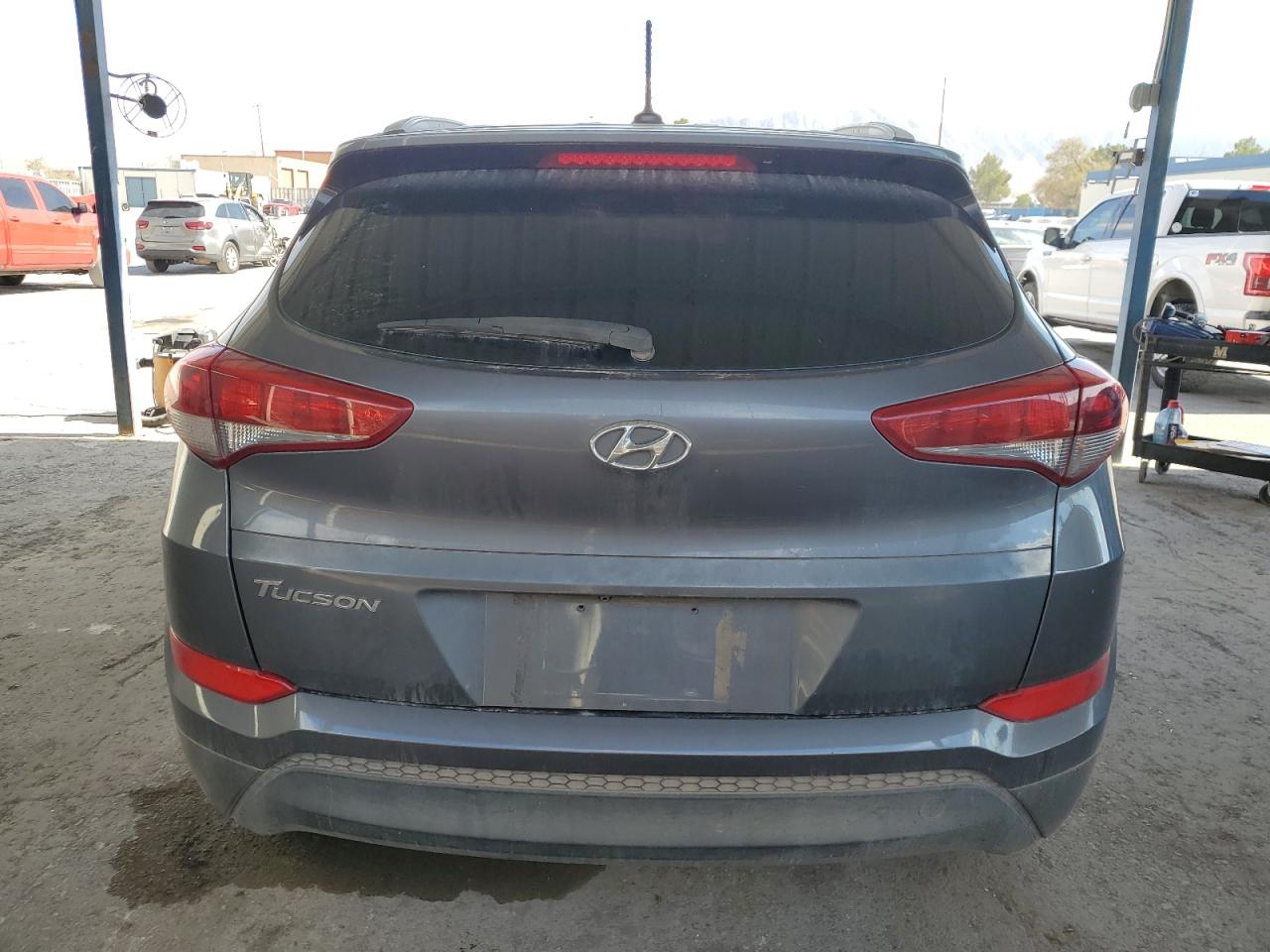 VIN KM8J33A46GU225617 2016 HYUNDAI TUCSON no.6