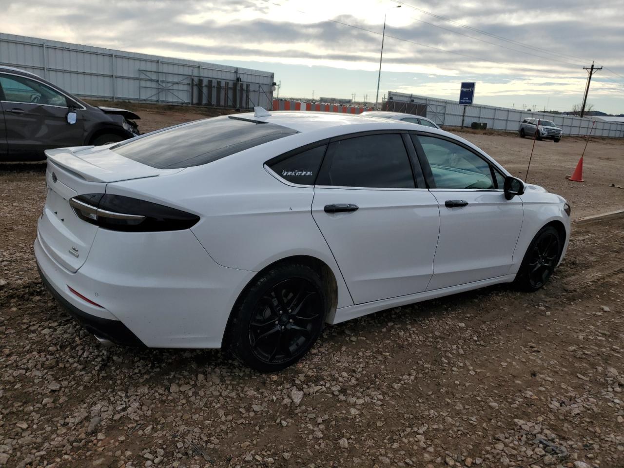 2020 Ford Fusion - Image 3