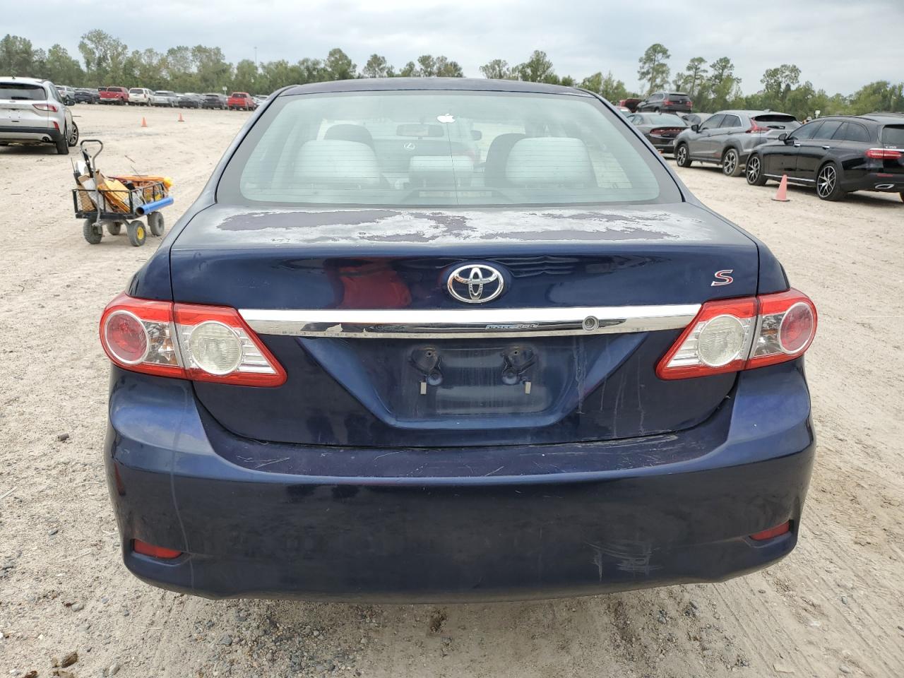 2011 Toyota Corolla Base VIN: 2T1BU4EE0BC667345 Lot: 78985524