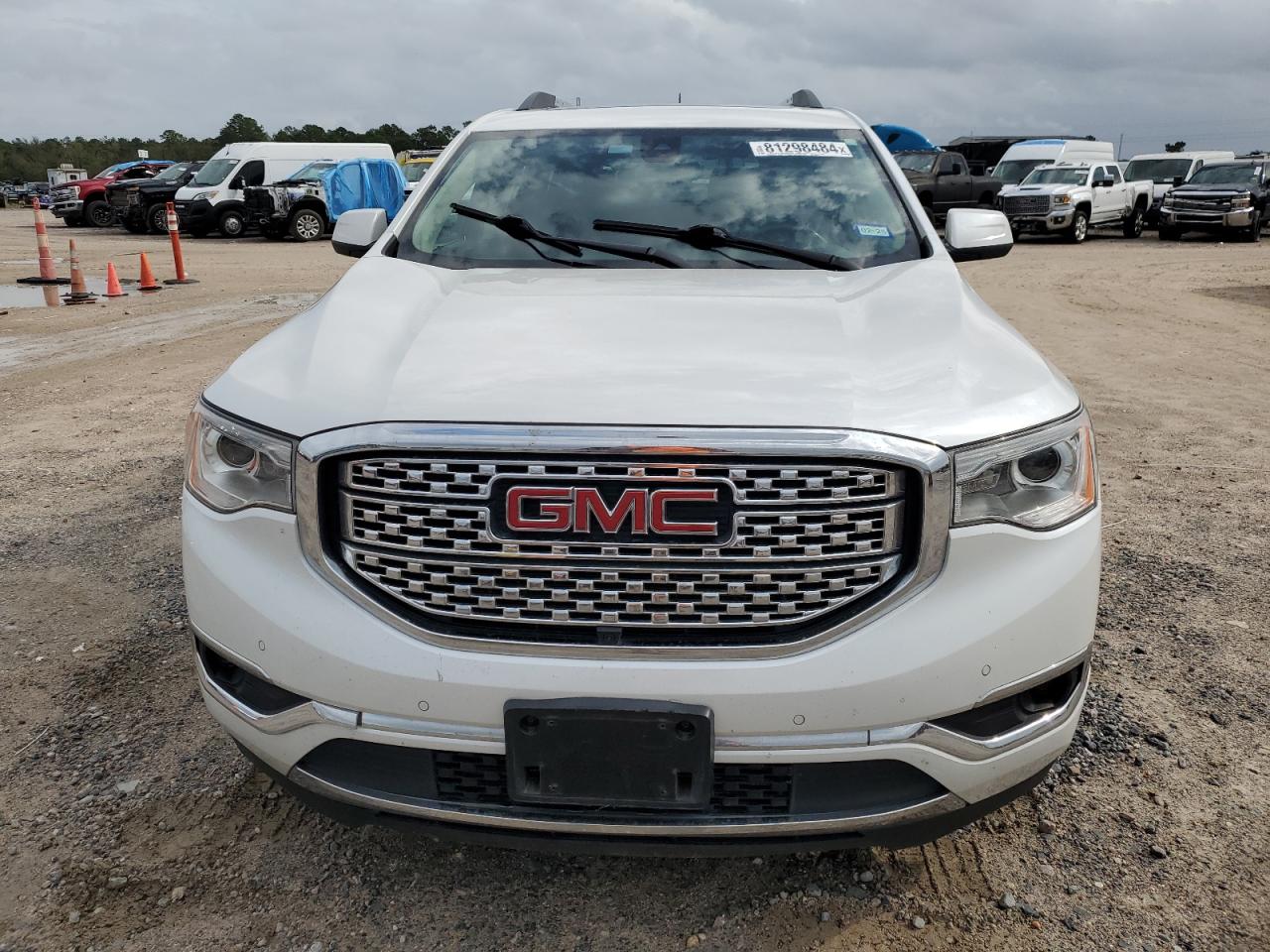 2019 GMC Acadia - Image 5