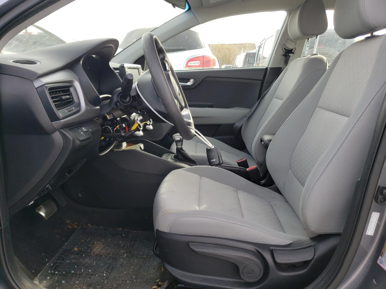2020 Kia Rio - Image 7