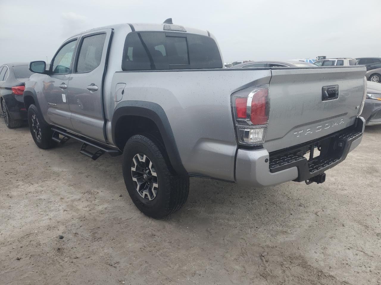 VIN 5TFAZ5CN1MX100300 2021 TOYOTA TACOMA no.2