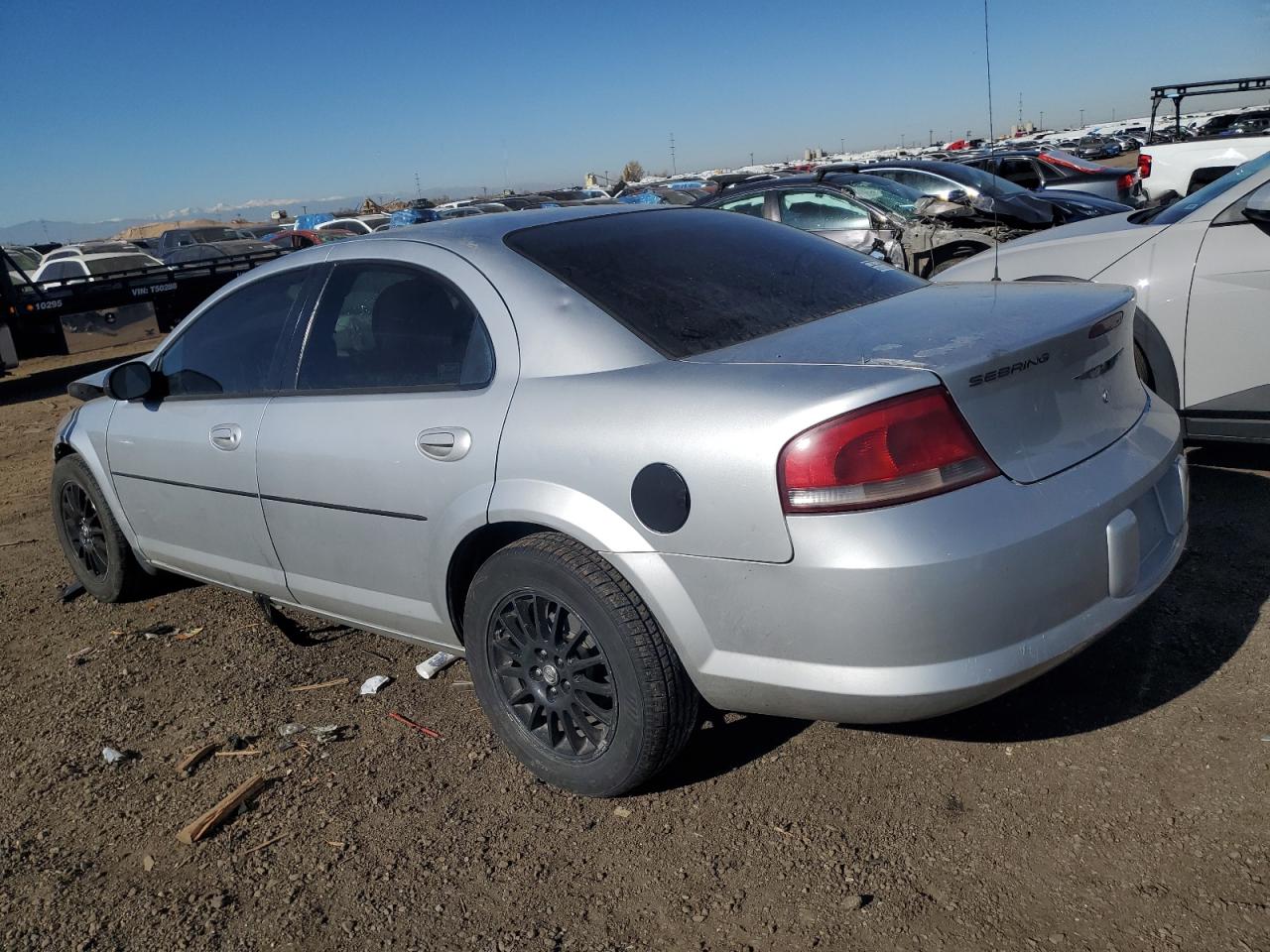 2006 Chrysler Sebring - Image 2