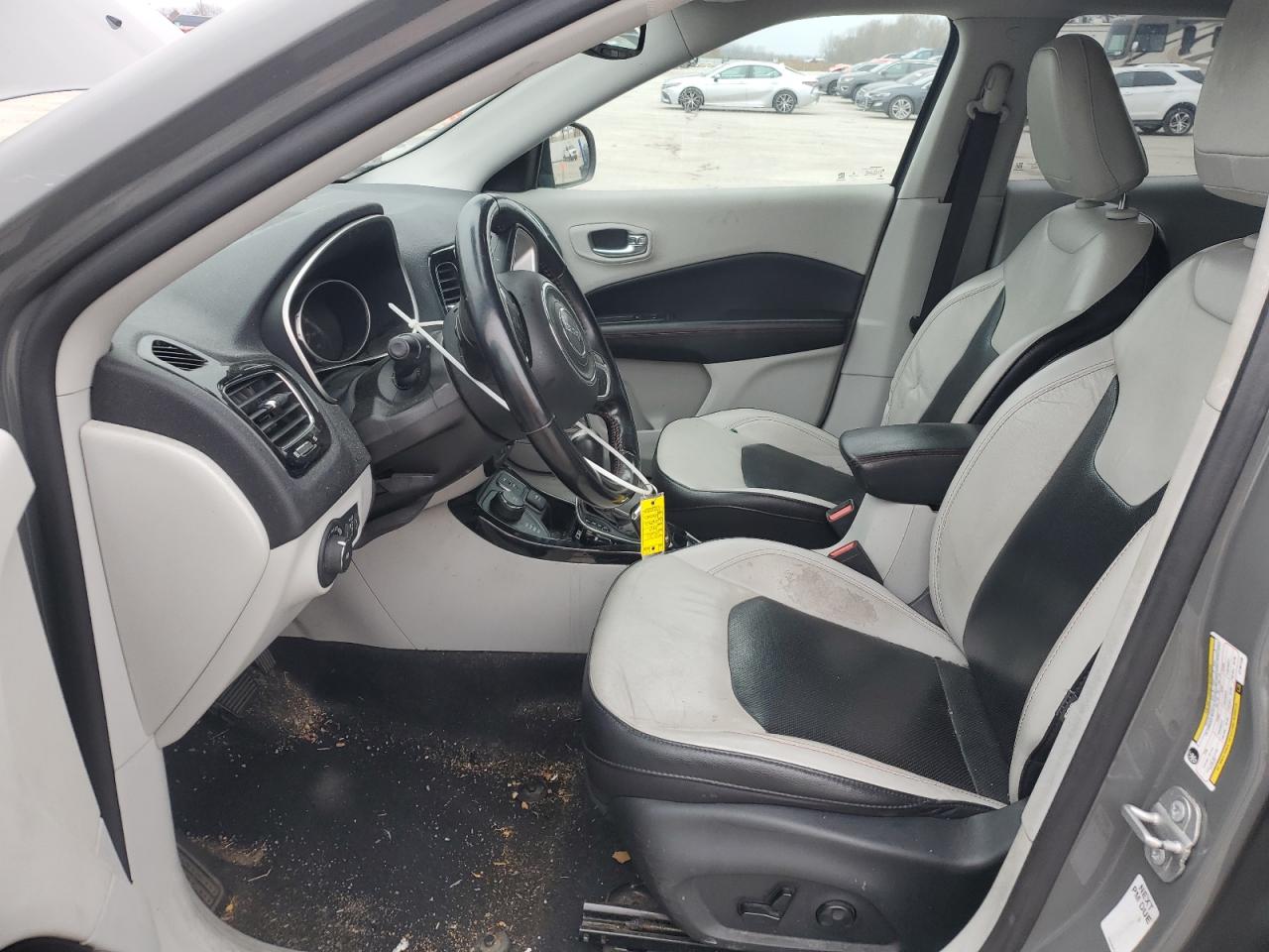 2020 Jeep Compass - Image 7