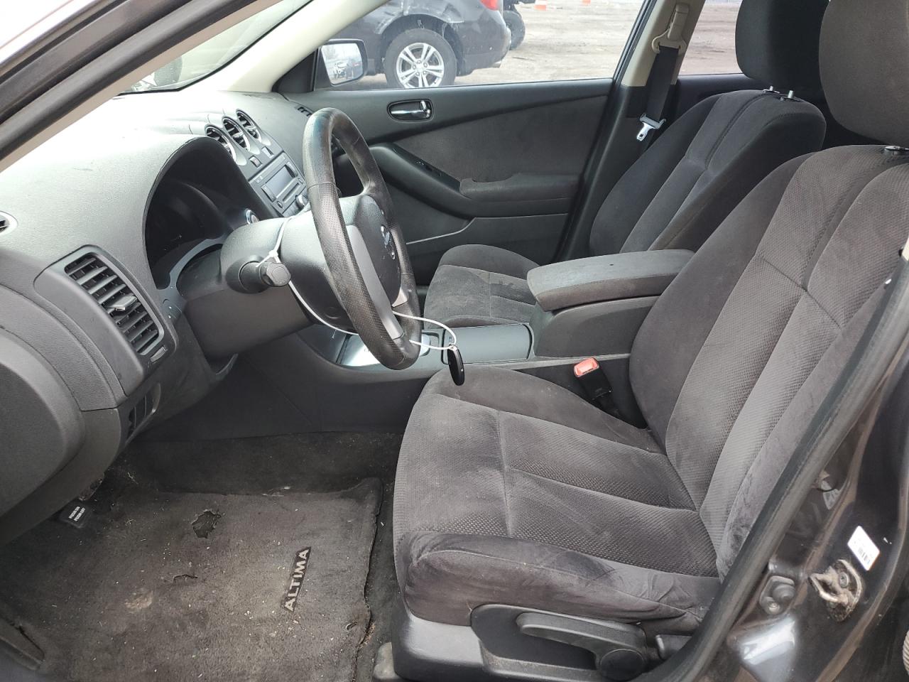 2009 Nissan Altima - Image 7