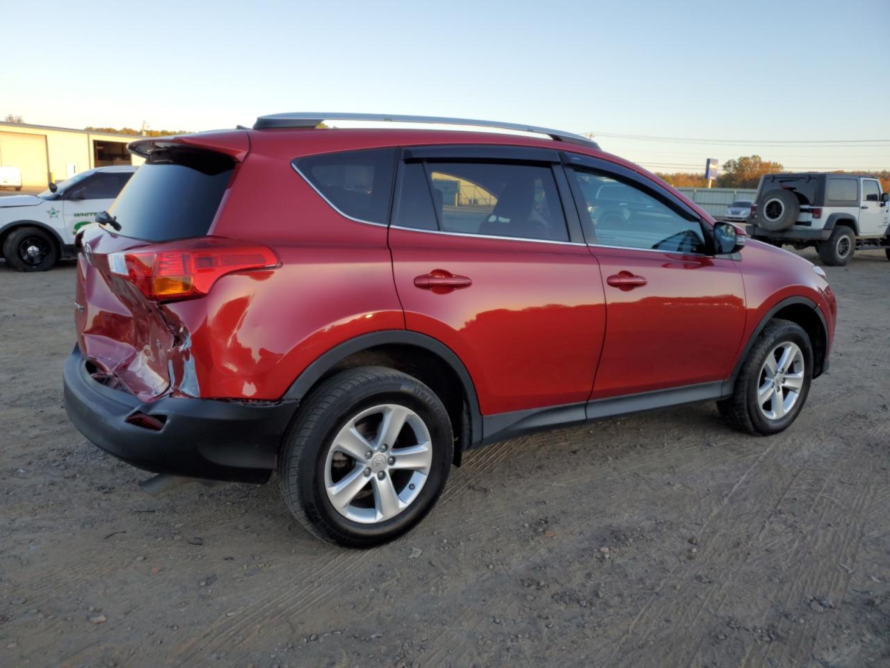 VIN 2T3WFREV9DW057753 2013 TOYOTA RAV4 no.3