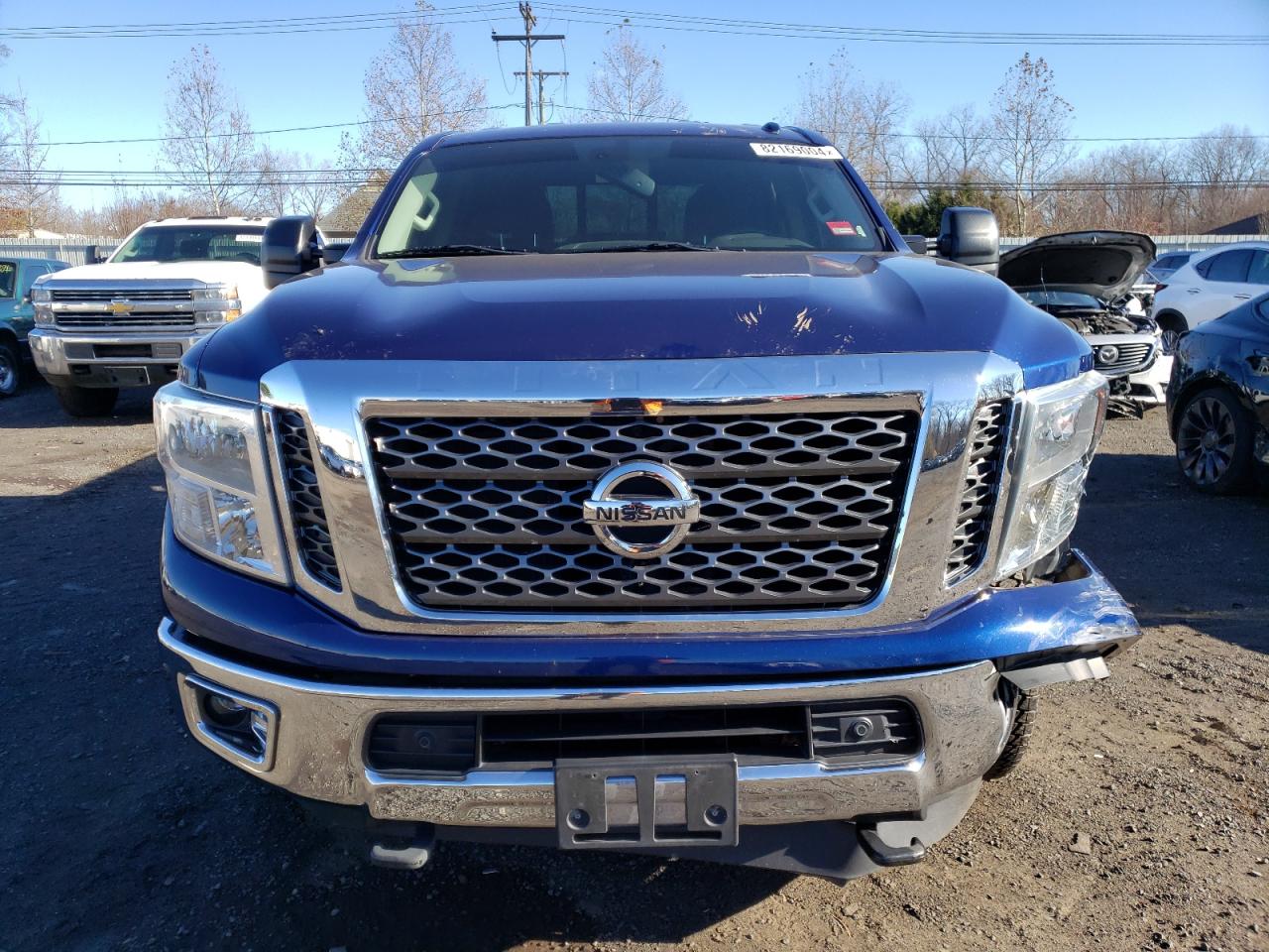 2017 Nissan Titan - Image 5