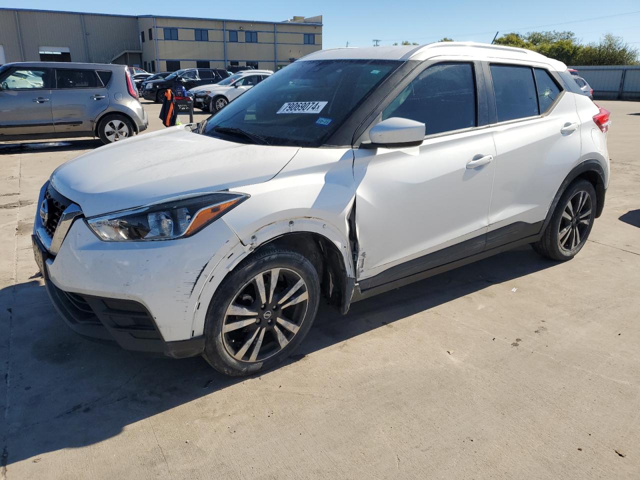 2020 Nissan Kicks - Image 1