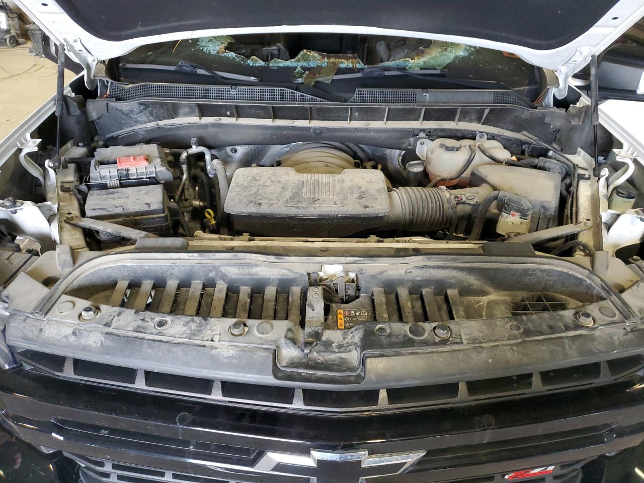 2021 Chevrolet Silverado - Image 11