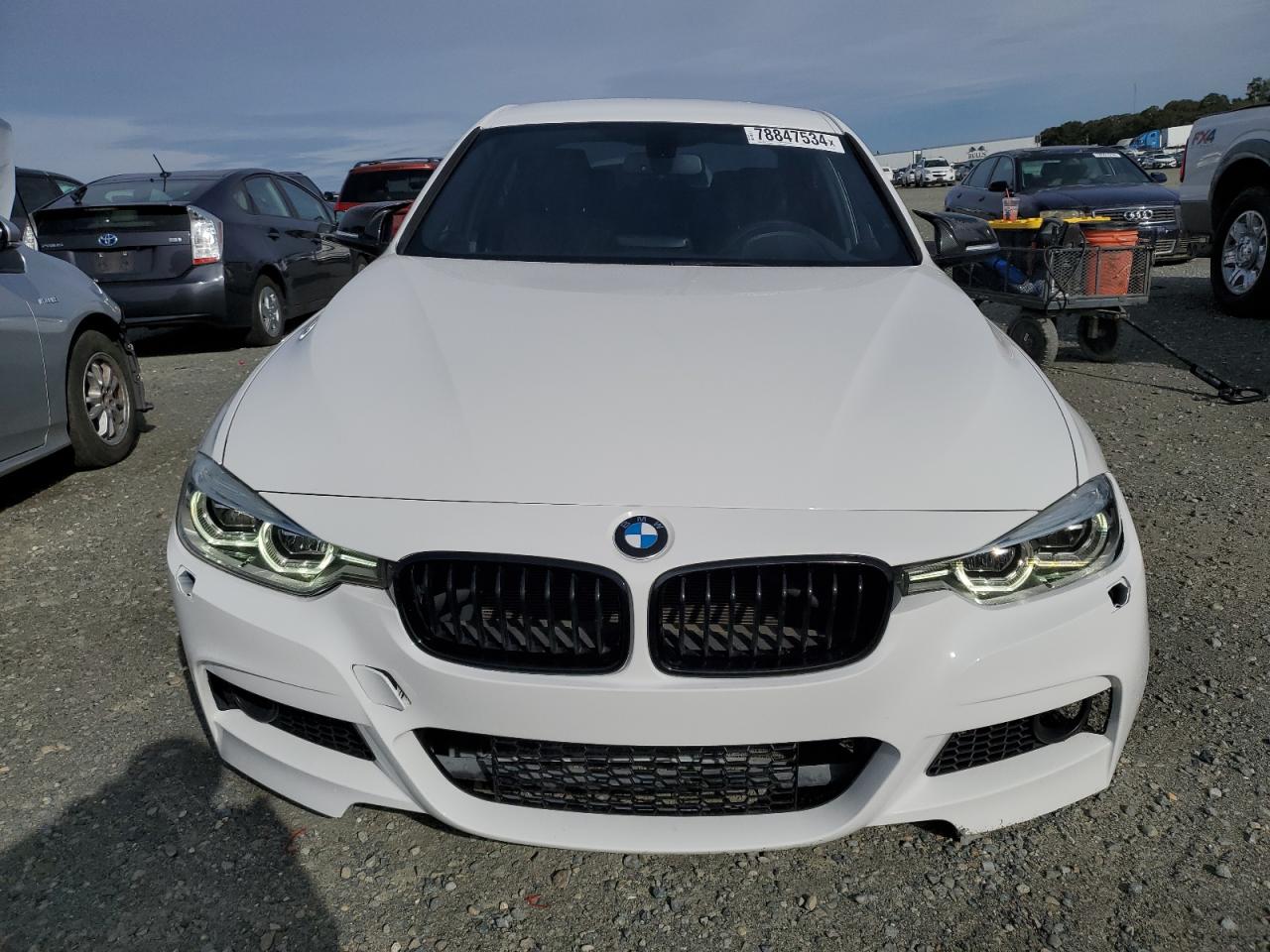 VIN WBA8B9G53JNU98540 2018 BMW 3 SERIES no.5