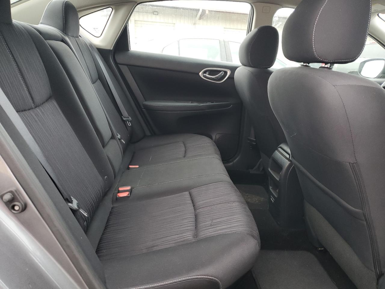 2017 Nissan Sentra - Image 10