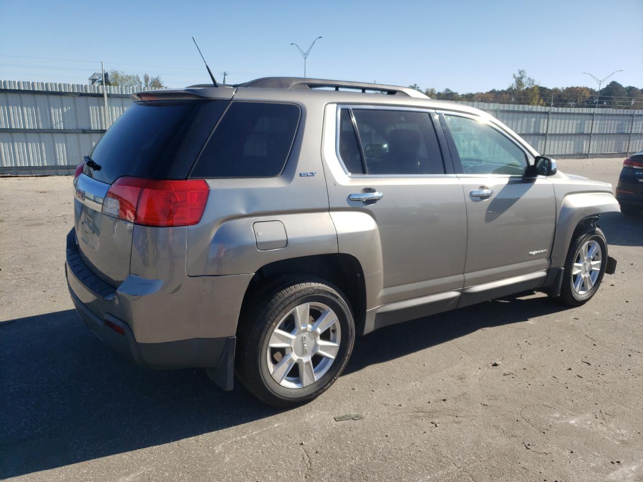 2012 GMC Terrain - Image 3