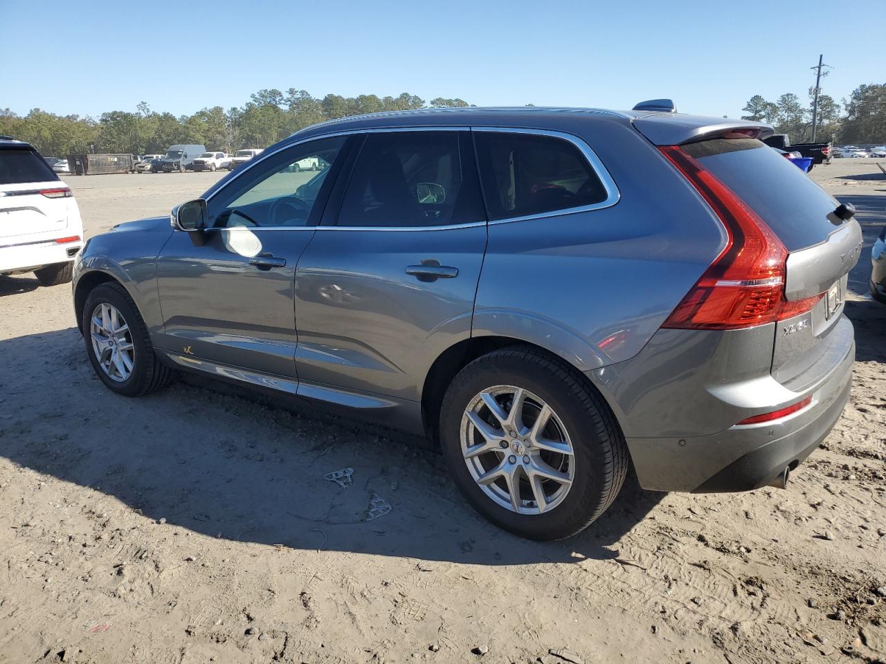 VIN LYV102DK8KB224960 2019 VOLVO XC60 no.2