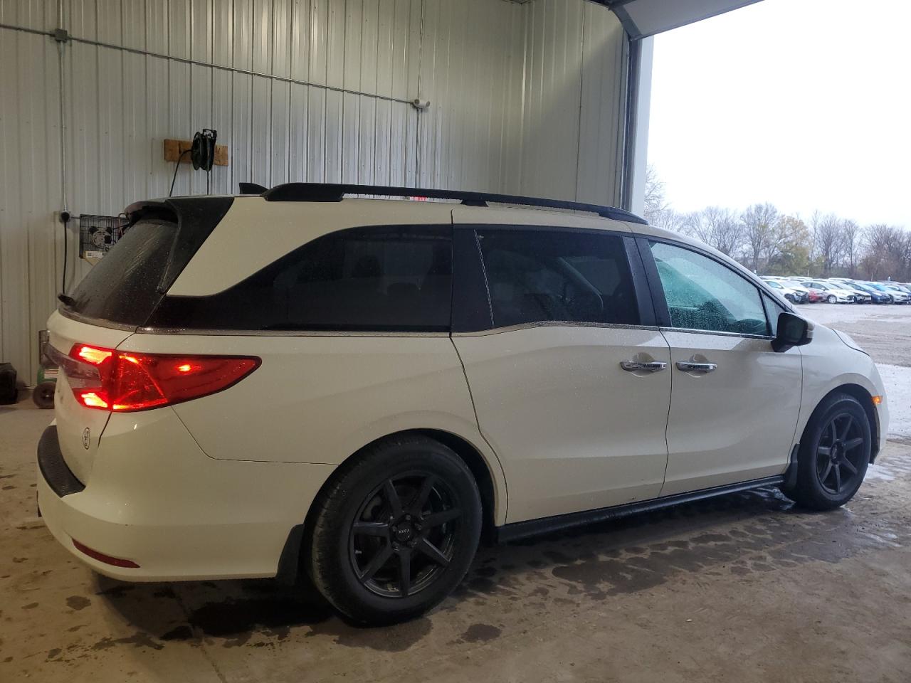 2019 Honda Odyssey - Image 3