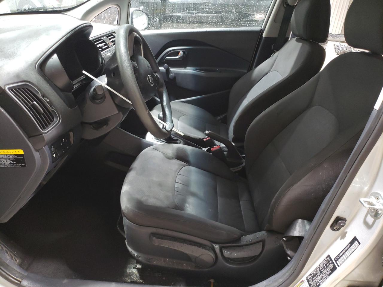 2016 Kia Rio - Image 7