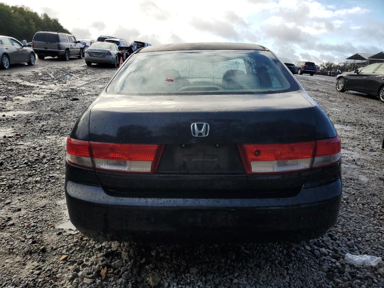 2004 Honda Accord - Image 6