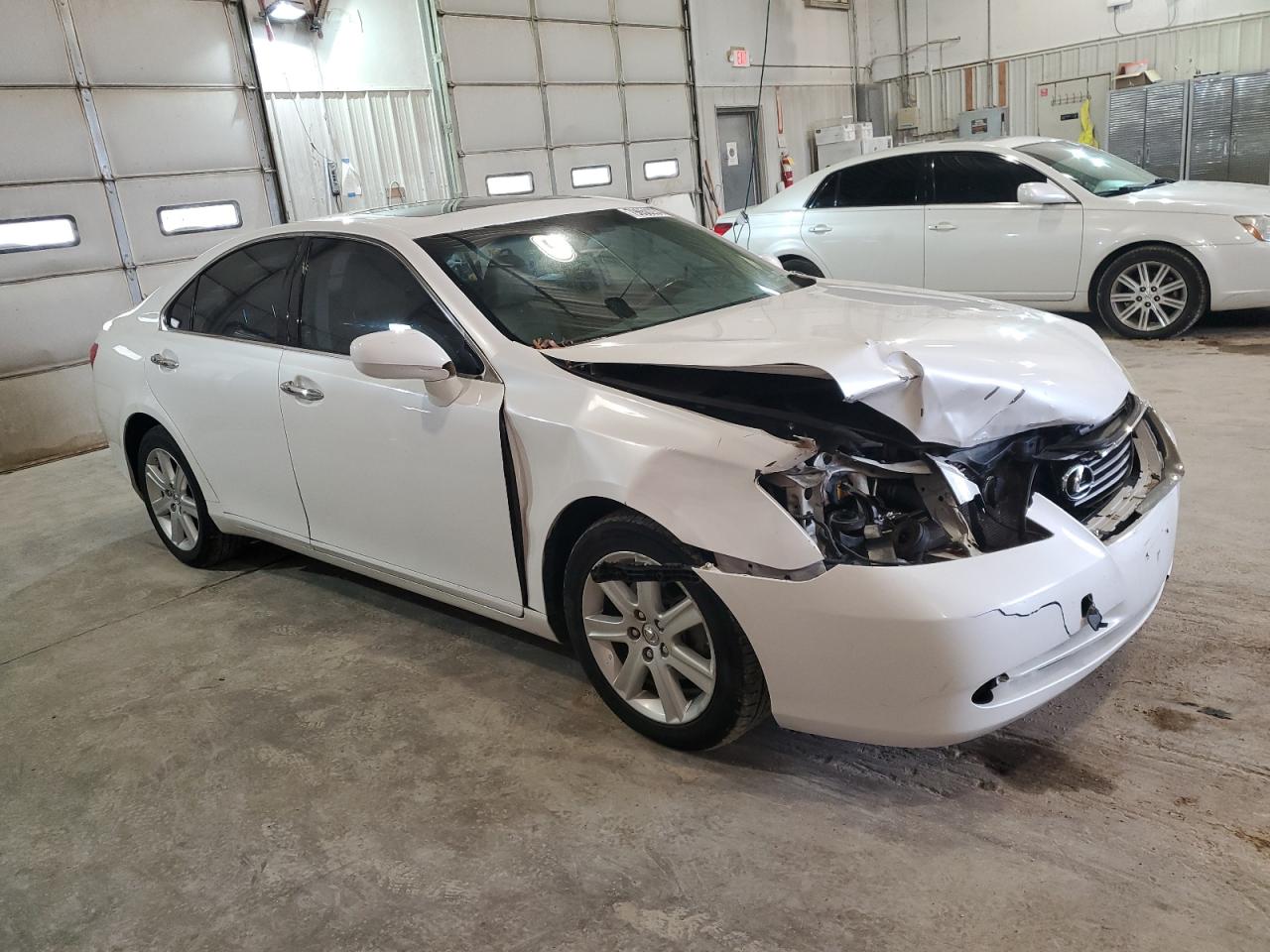 2009 Lexus ES - Image 4