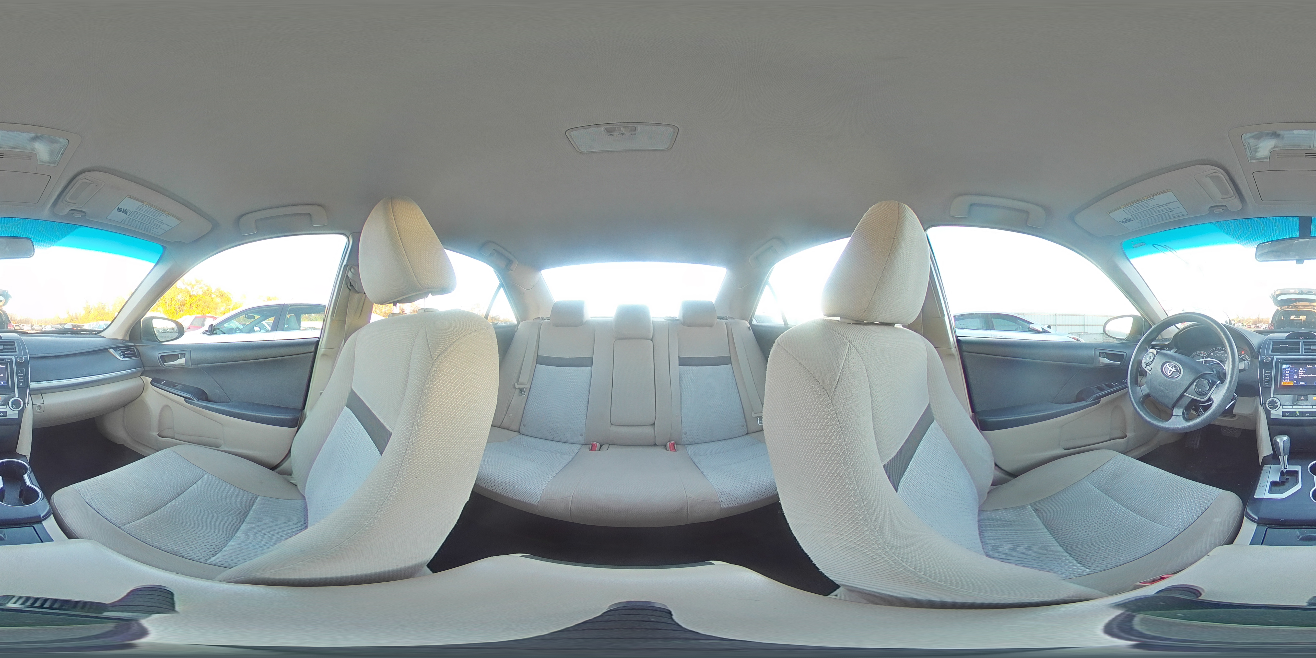 2012 Toyota Camry - Image 13