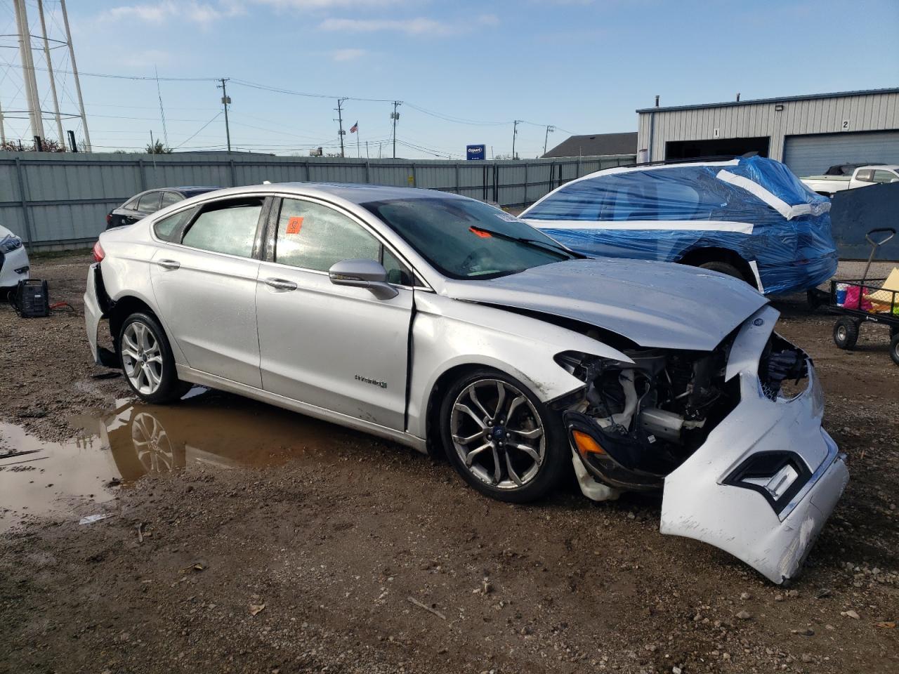 VIN 3FA6P0RU5KR141683 2019 FORD FUSION no.4