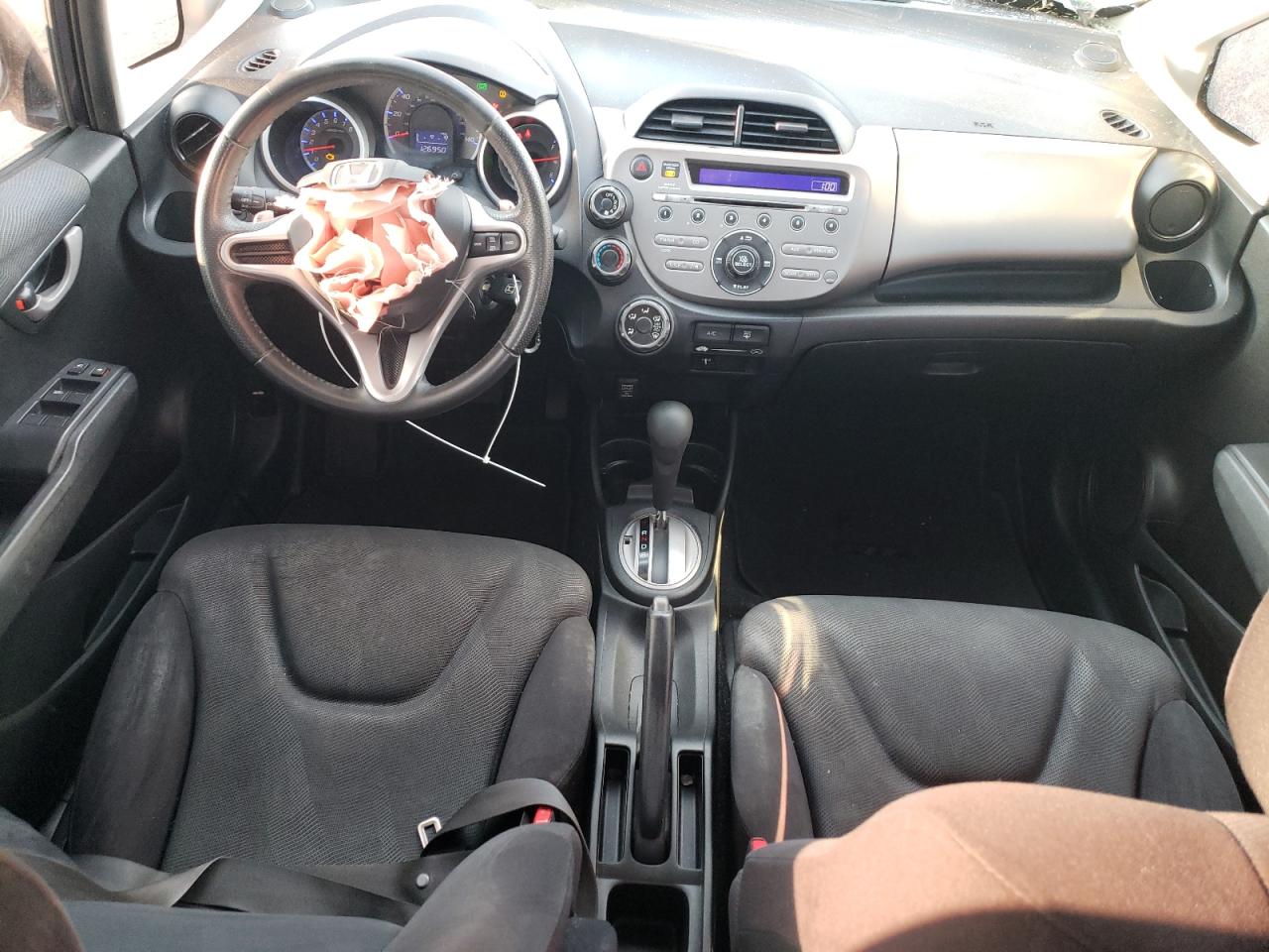 2009 Honda Fit - Image 8