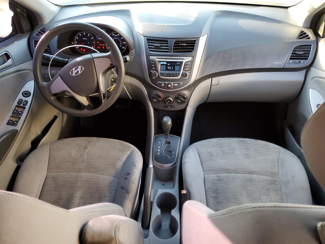2016 Hyundai Accent - Image 8