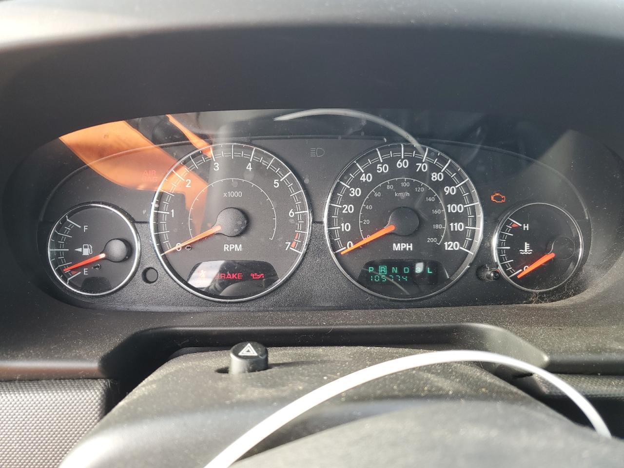 2005 Chrysler Sebring VIN: 1C3EL45X25N677043 Lot: 82529324