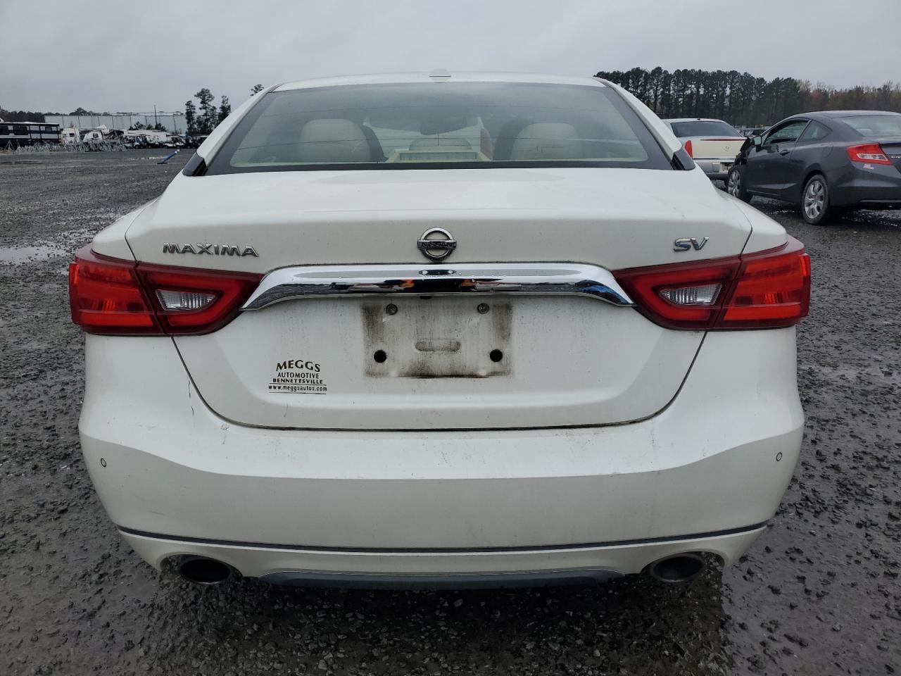 2017 Nissan Maxima - Image 6