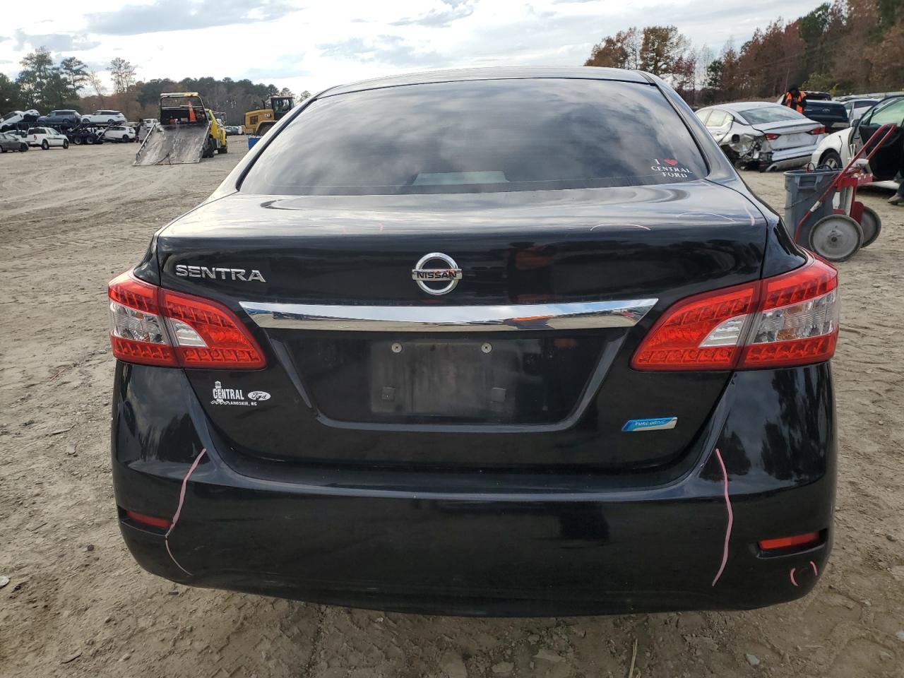 2014 Nissan Sentra - Image 6