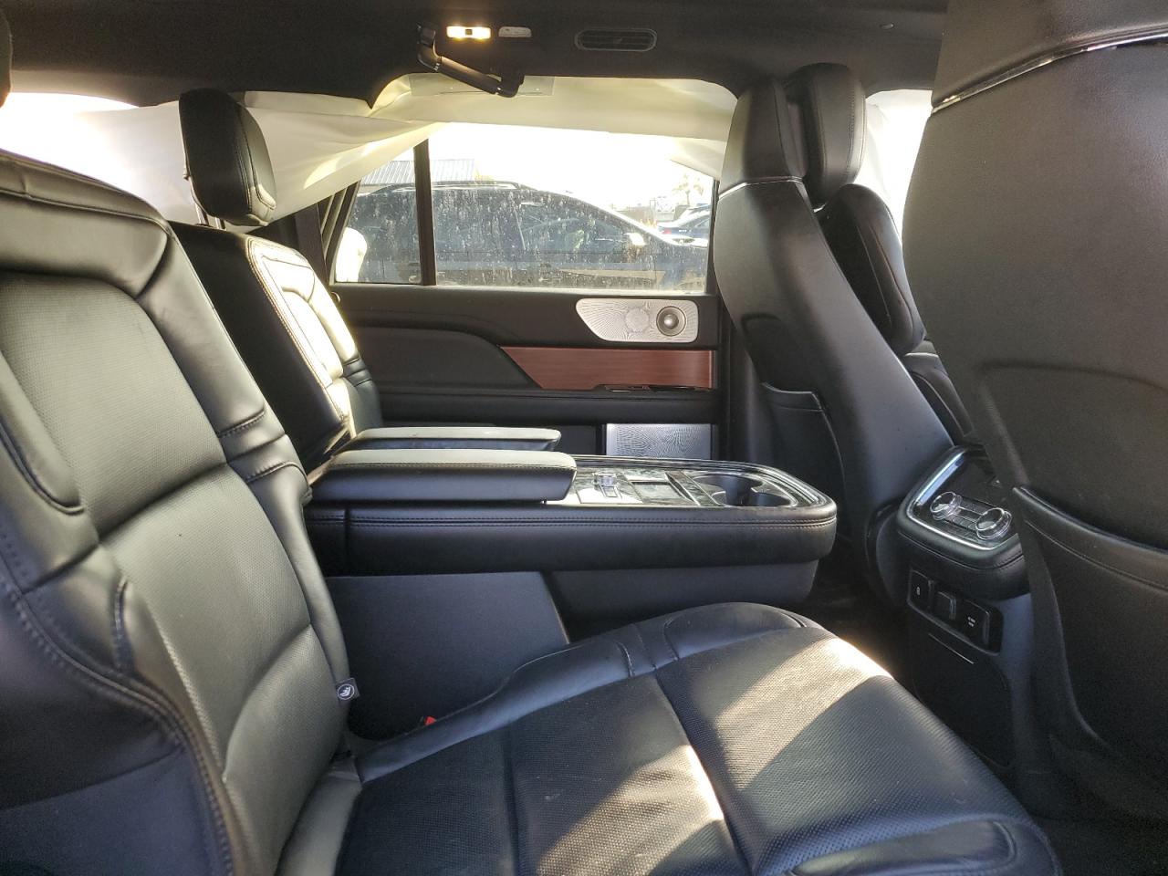 2020 Lincoln Navigator L Reserve VIN: 5LMJJ3LTXLEL04946 Lot: 80889874