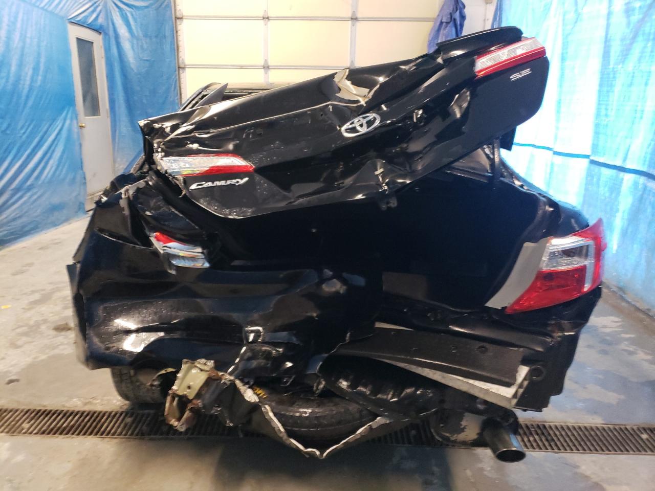 2014 Toyota Camry - Image 6