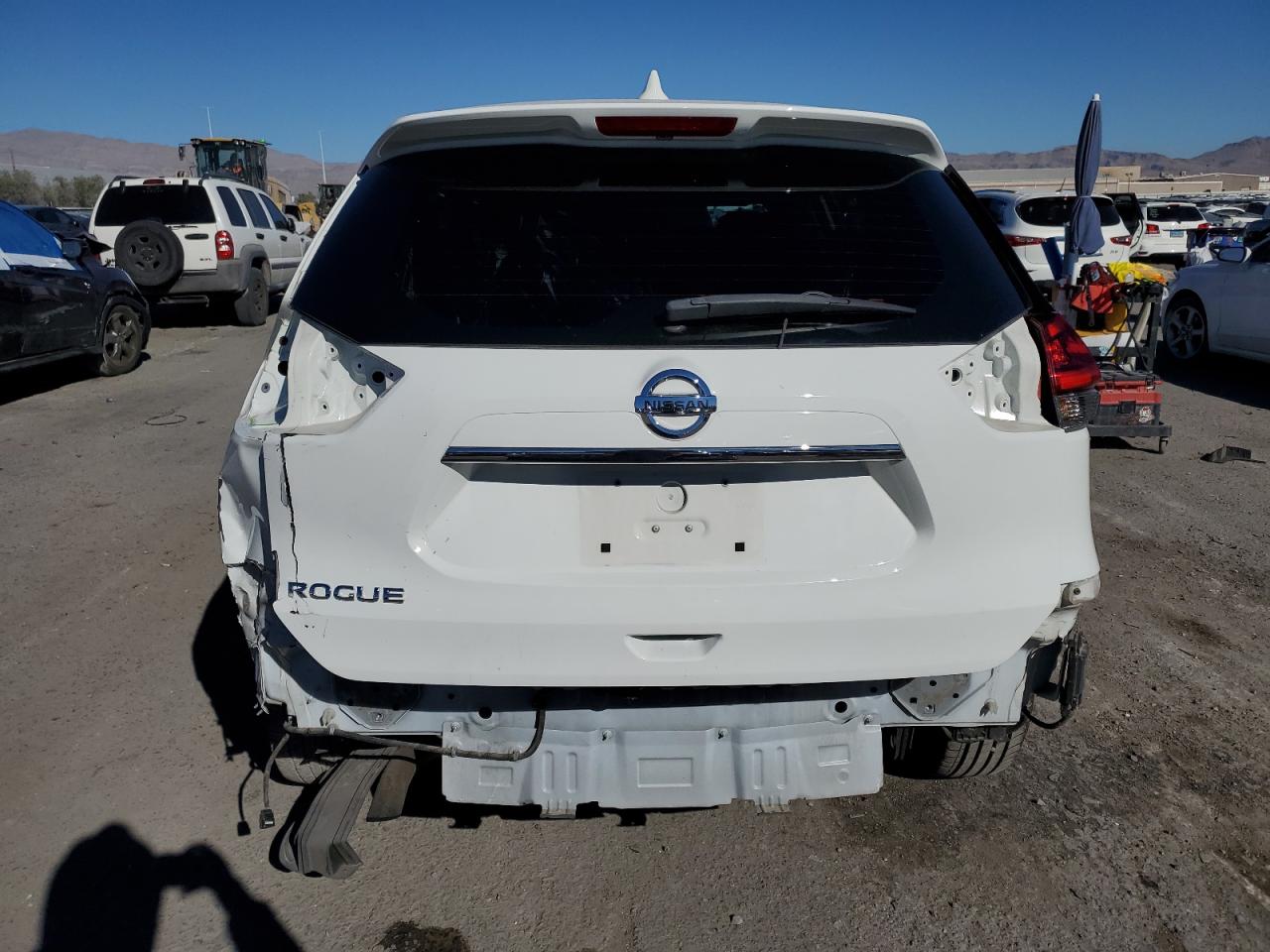 2018 Nissan Rogue S VIN: KNMAT2MT9JP558787 Lot: 79684024