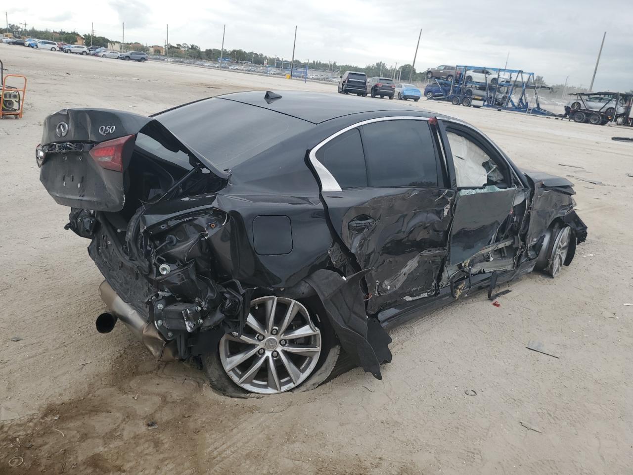 2021 Infiniti Q50 - Image 3