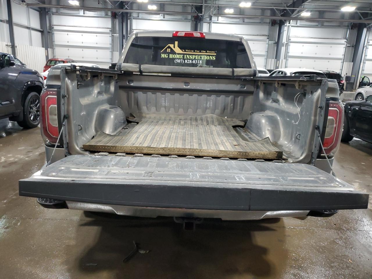 2017 GMC Sierra - Image 6