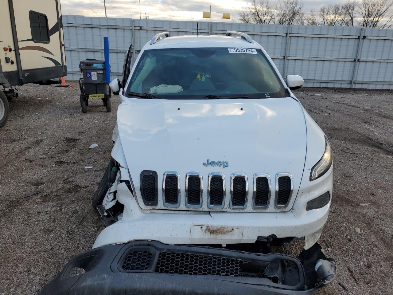 2017 Jeep Grand Cherokee - Image 5