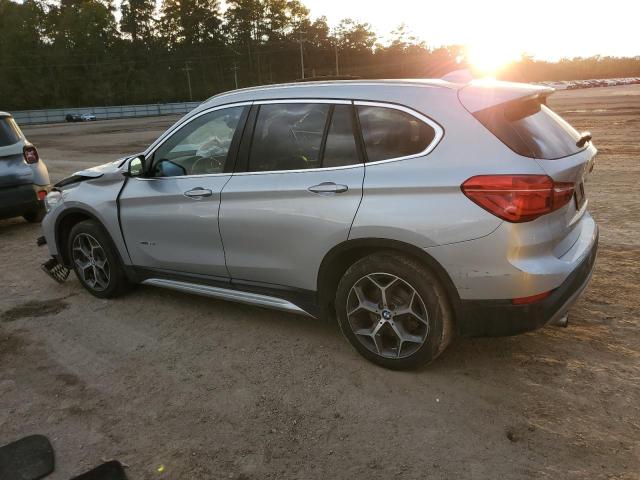  BMW X1 2017 Серебристый