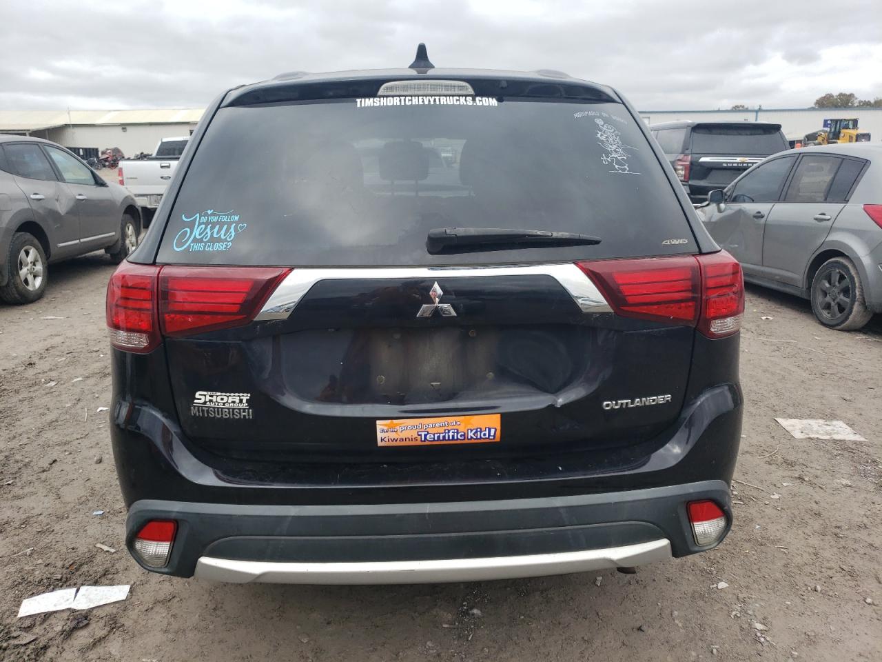 2017 Mitsubishi Outlander Es VIN: JA4AZ2A35HZ028988 Lot: 81033814