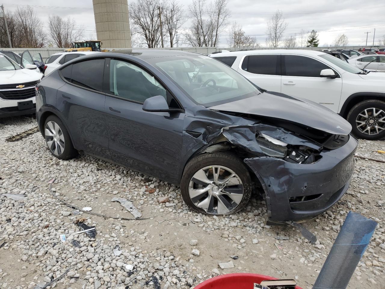 VIN 5YJYGDEEXLF010647 2020 TESLA MODEL Y no.4