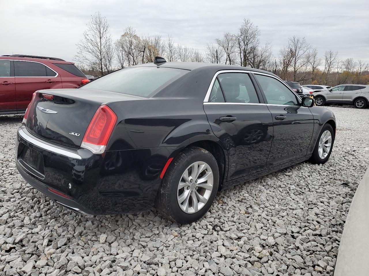 2015 Chrysler 300 - Image 3