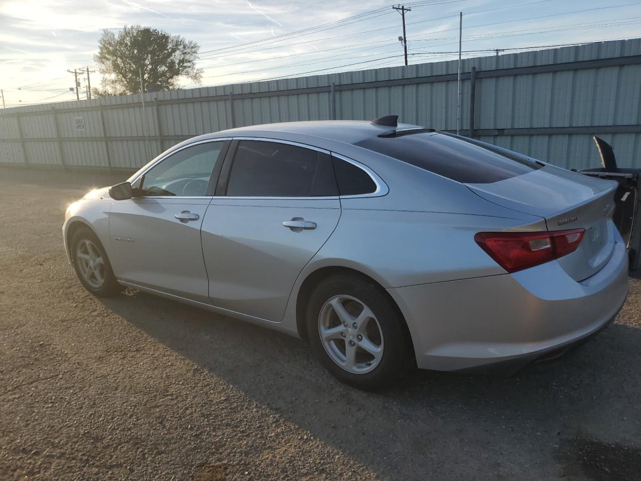 2017 Chevrolet Malibu - Image 2
