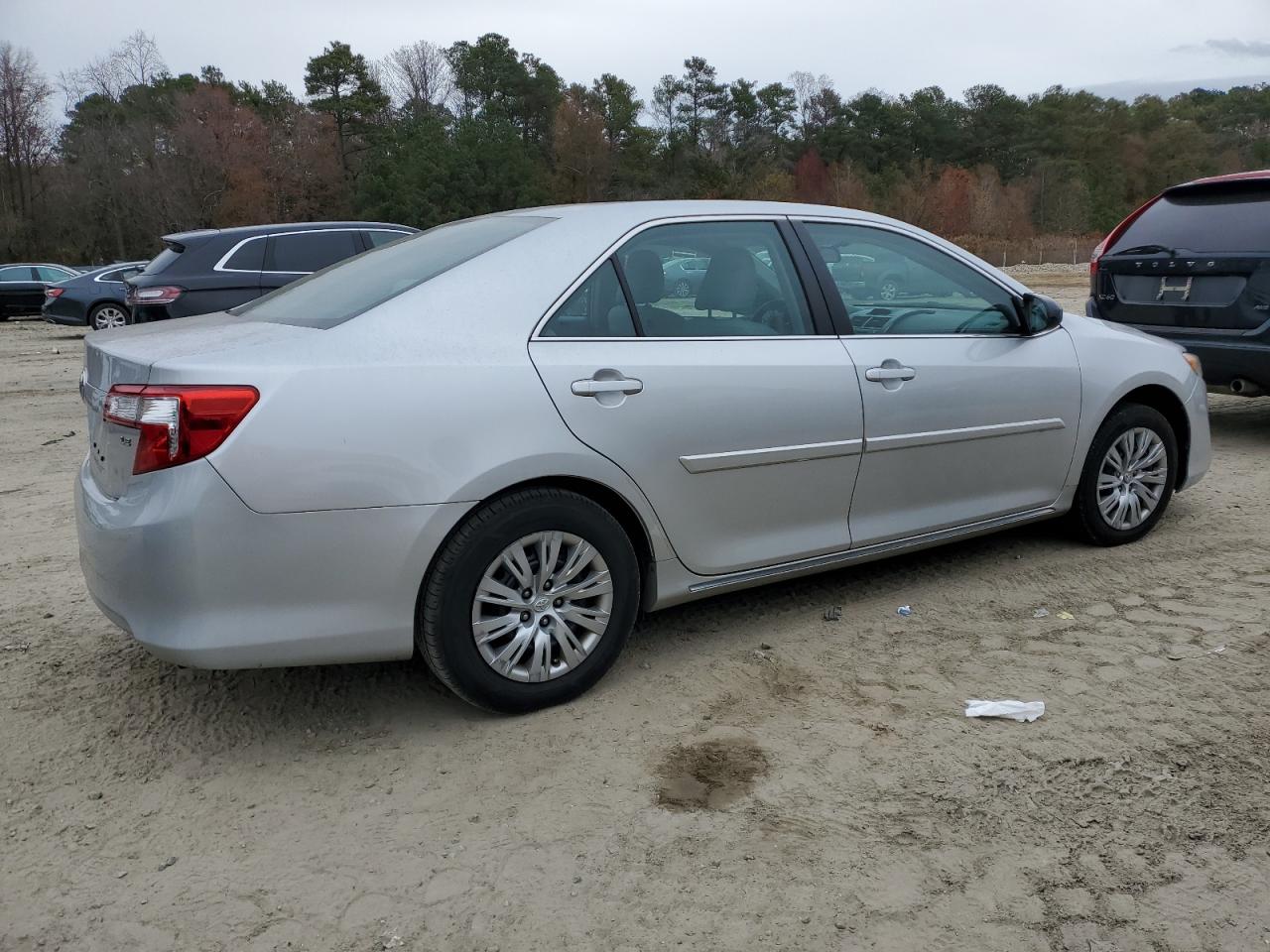 2014 Toyota Camry - Image 3