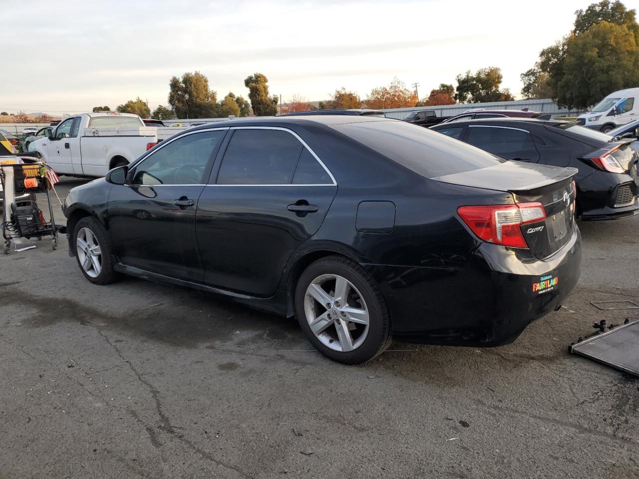 VIN 4T1BF1FK9DU273552 2013 TOYOTA CAMRY no.2