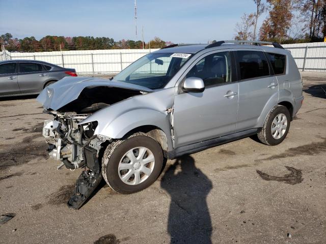  MITSUBISHI OUTLANDER 2013 Серебристый